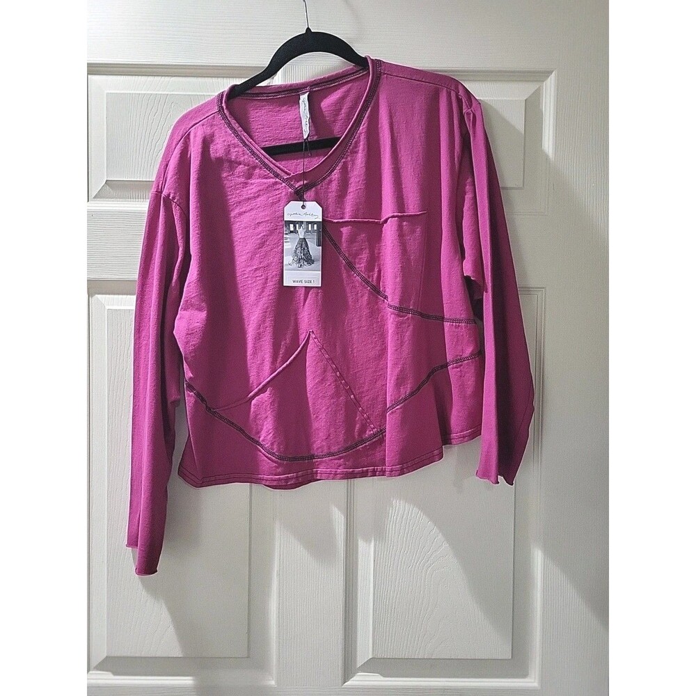 Cynthia Ashby Raspberry Wave 1 Top NWT - Picture 2 of 5